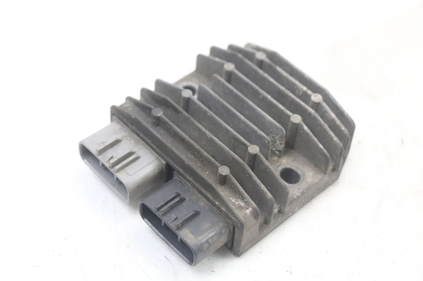 photo de CHARGING REGULATOR YAMAHA FJR ABS 1300 (2006 - 2012) - Surface and material condition