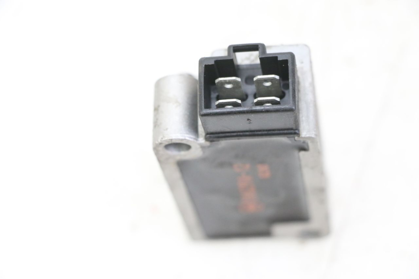 photo de CHARGING REGULATOR YAMAHA NEOS NEO'S 4T 50 (2008 - 2016) - Zoom on usage condition