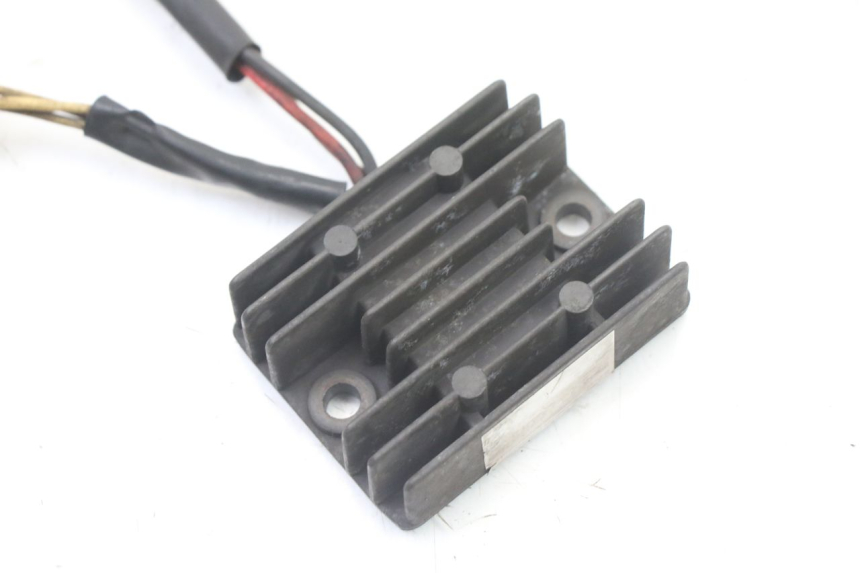 photo de CHARGING REGULATOR YAMAHA SR 125 (1982 - 2003) - Component detail