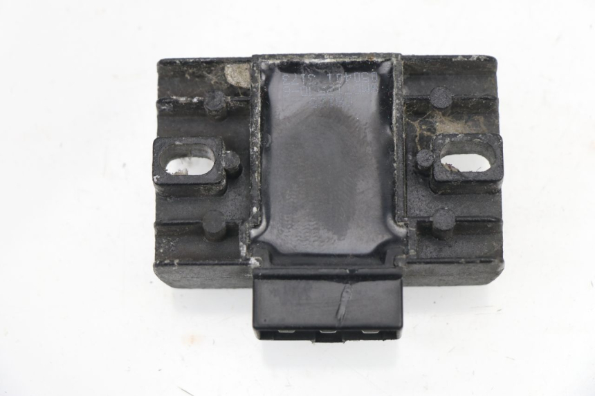 photo de REGULATOR YAMAHA YBR 125 (2004 - 2006) - Zoom on usage condition