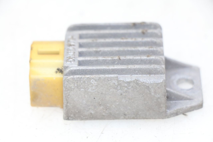 photo de CHARGING REGULATOR YIYING YY50QT-10 50 (2007 - 2022) - Main view