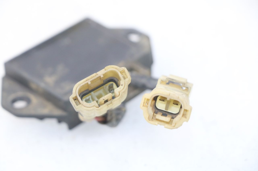 photo de REGULATOR YAMAHA YZ-F YZF 250 (2014 - 2018) - Zoom on usage condition