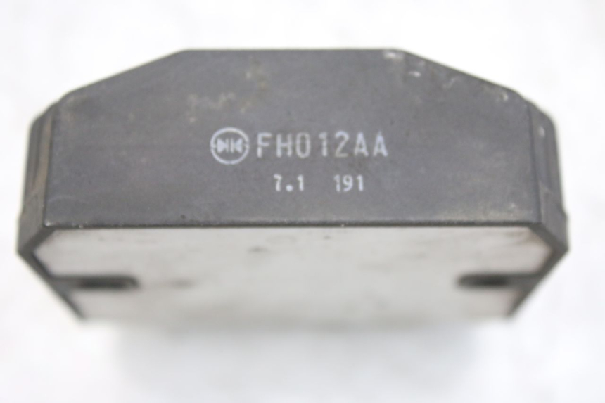 photo de CHARGING REGULATOR YAMAHA YZF R1 1000 (2007 - 2008) - Zoom on usage condition