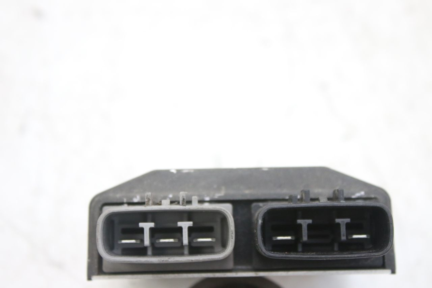 photo de CHARGING REGULATOR YAMAHA YZF R1 1000 (2007 - 2008) - Alternative perspective