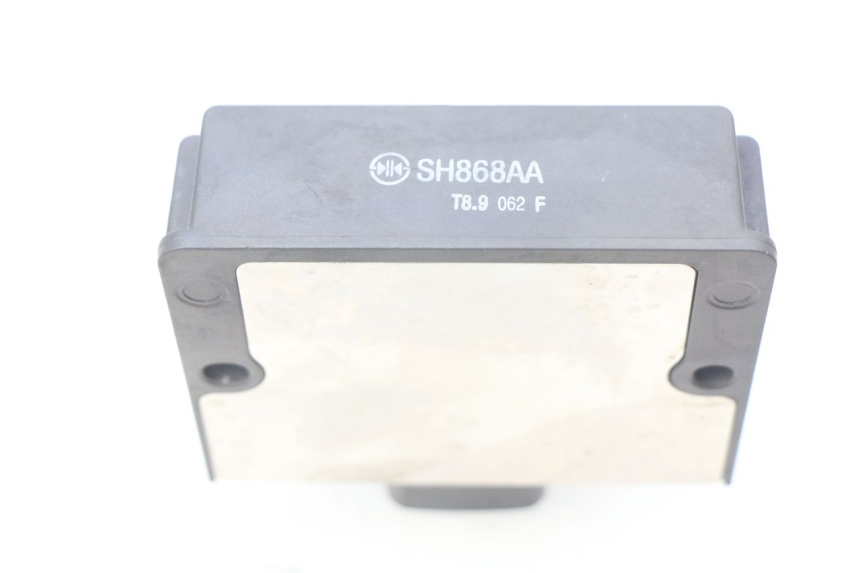 photo de CHARGING REGULATOR KAWASAKI Z 650 (2016 - 2019) - Zoom on usage condition