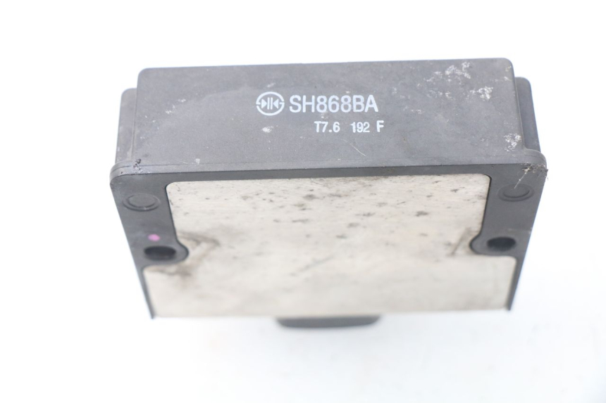 photo de REGULATOR KAWASAKI Z Z900 900 (2017 - 2019) - Zoom on usage condition