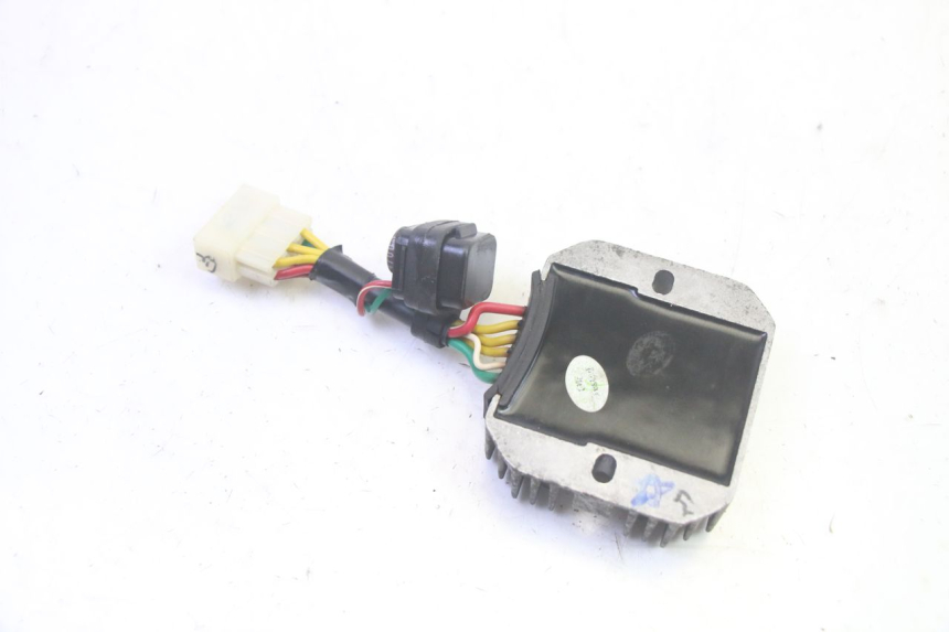 photo de CHARGING REGULATOR PIAGGIO ZIP 4T 50 (2018 - 2020) - Zoom on usage condition