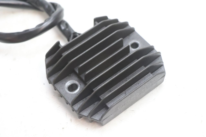 photo de CHARGING REGULATOR KAWASAKI ZX-6R ZX6R 600 (2000 - 2002) - Component detail