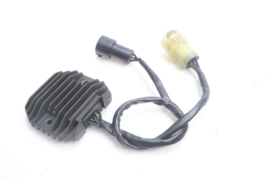 photo de CHARGING REGULATOR KAWASAKI ZX-6R ZX6R 600 (2000 - 2002) - Zoom on usage condition