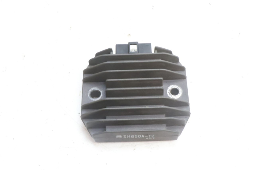 photo de CHARGING REGULATOR KAWASAKI ZZR 600 (1995 - 2004) - Component detail