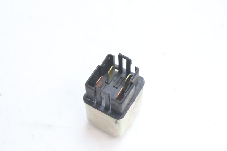 photo de STARTER RELAY KYMCO AGILITY 4T 10" 50 (2005 - 2018) - Zoom on usage condition