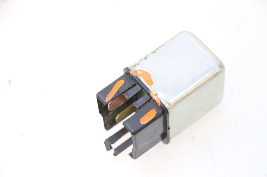 photo de STARTER RELAY KYMCO AGILITY 4T 50 (2005 - 2018) - Zoom on usage condition