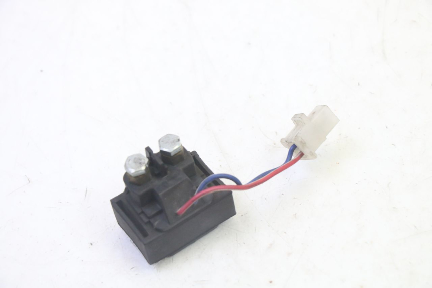 photo de STARTER RELAY SUZUKI BURGMAN 125 (2007 - 2014) - Component detail