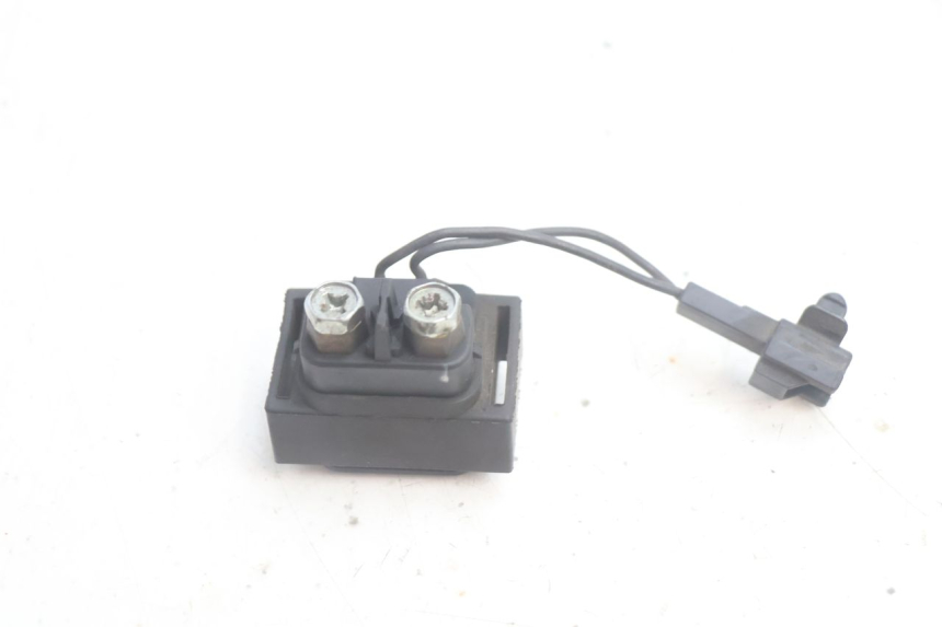 photo de STARTER RELAY SUZUKI BURGMAN EXECUTIVE ABS 650 (2006 - 2012) - Component detail