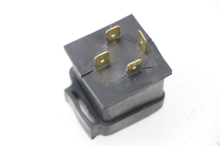 photo de STARTER RELAY YAMAHA BW'S 50 (2004 - 2017) - Zoom on usage condition