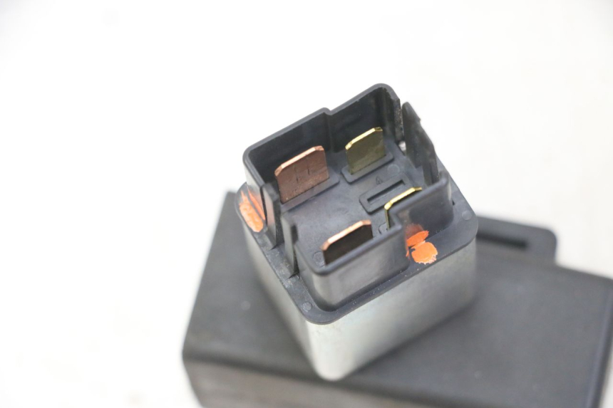 photo de STARTER RELAY HONDA CRF-F CRF F 110 (2019 - 2022) - Alternative perspective