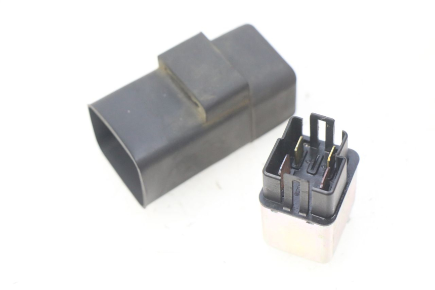 photo de STARTER RELAY YAMAHA D'ELIGHT DELIGHT 115 (2013 - 2017) - Zoom on usage condition