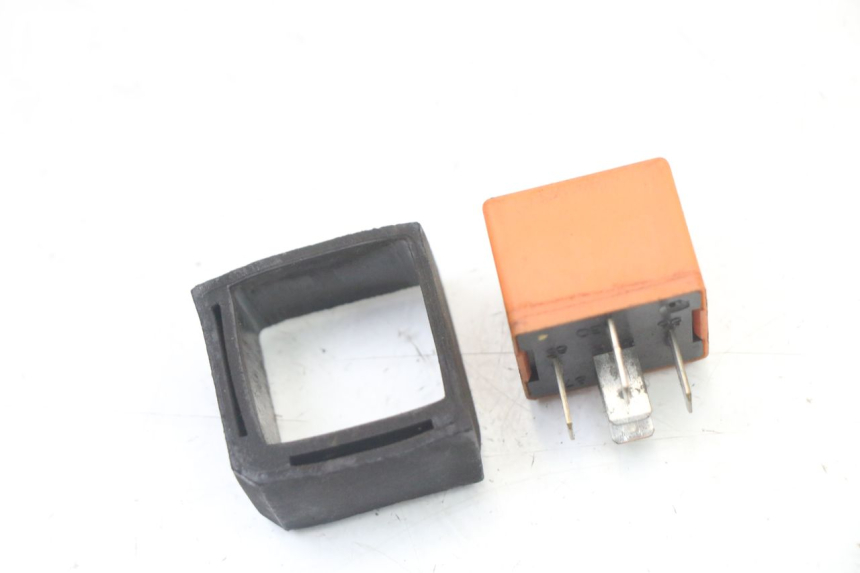 photo de STARTER RELAY PEUGEOT ELYSTAR 50 (2002 - 2014) - Main view