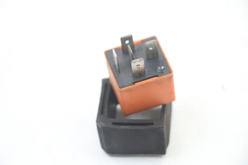 photo de STARTER RELAY PEUGEOT ELYSTAR 50 (2002 - 2014) - Alternative perspective