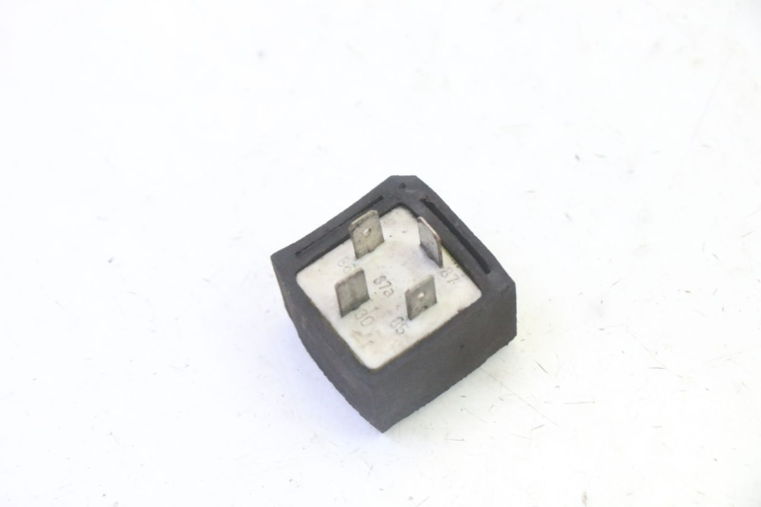 photo de STARTER RELAY PEUGEOT ELYSTAR 50 (2002 - 2014) - Component detail