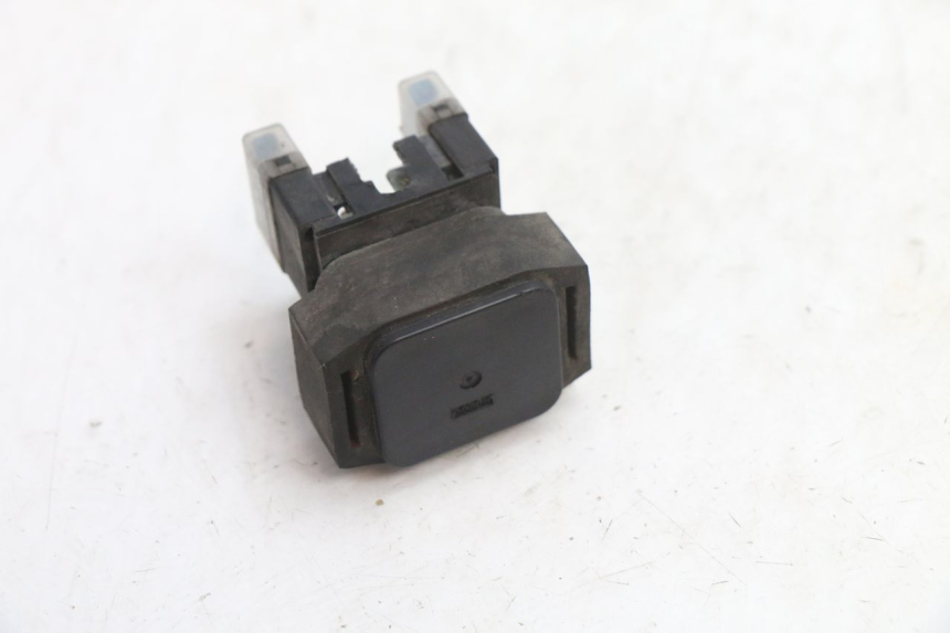 photo de STARTER RELAY YAMAHA FJR 1300 (2001 - 2005) - Alternative perspective