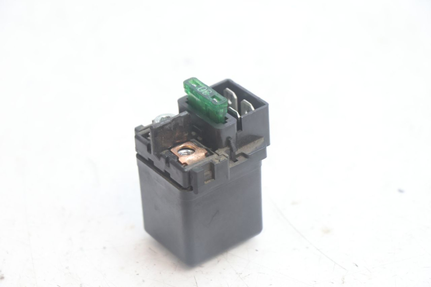 photo de STARTER RELAY HONDA FJS SILVER WING SILVERWING 400 (2005 - 2008) - Zoom on usage condition