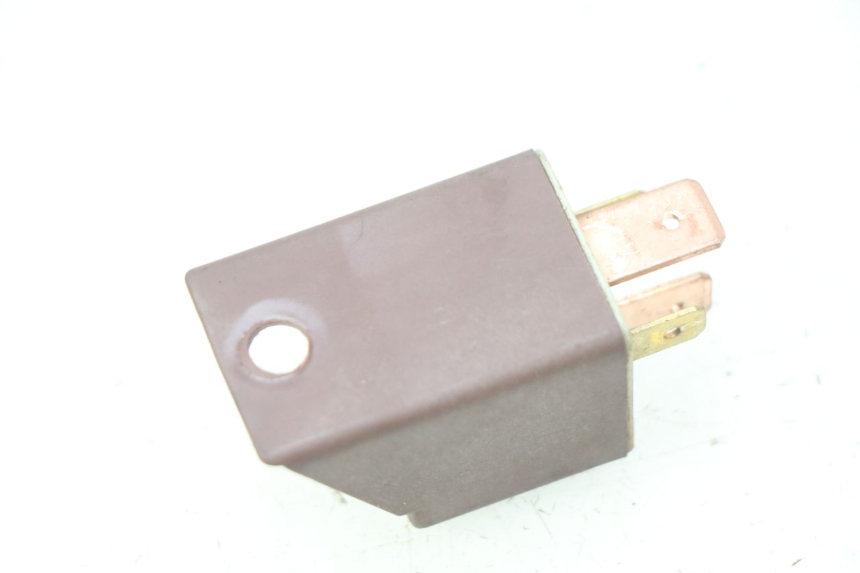photo de STARTER RELAY PIAGGIO FLY 100 (2006 - 2010) - Component detail