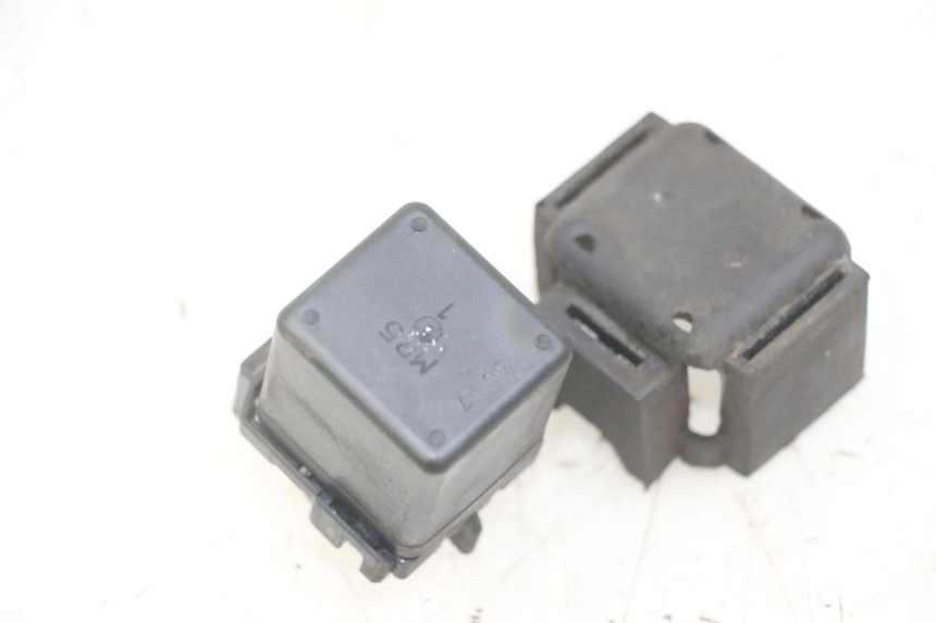 photo de STARTER RELAY HONDA FORZA ABS 300 (2013 - 2017) - Component detail