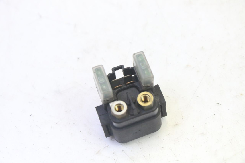 photo de STARTER RELAY YAMAHA FZ6 N FAZER 600 (2004 - 2006) - Zoom on usage condition