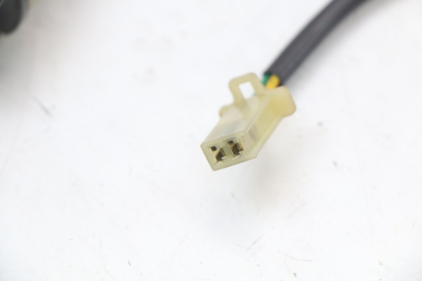 photo de Starter relay HYOSUNG GF 125 (2001 - 2005) - Technical close-up