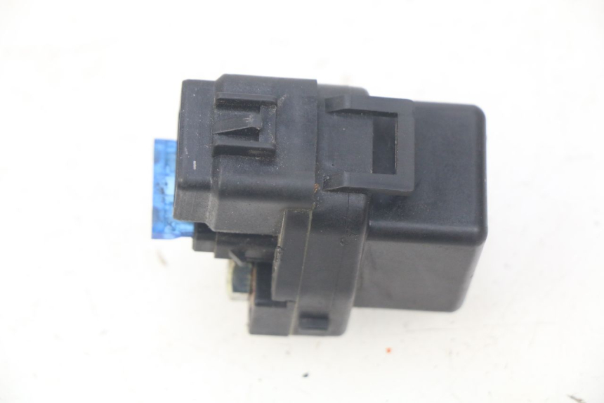 photo de STARTER RELAY SUZUKI GSF N BANDIT 600 (2000 - 2004) - Zoom on usage condition