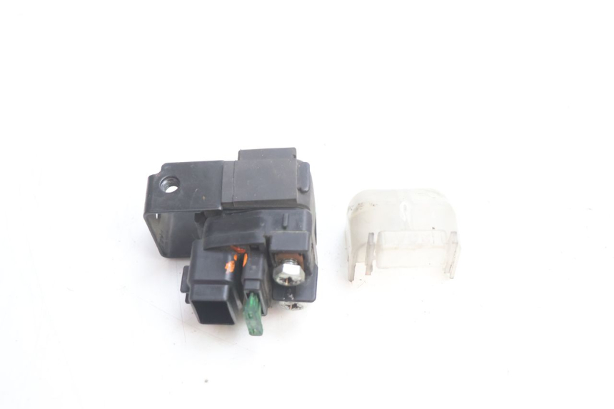 photo de STARTER RELAY SUZUKI GSF N BANDIT 1200 (2001 - 2005) - Zoom on usage condition