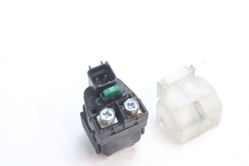 photo de STARTER RELAY SUZUKI GSR 600 (2005 - 2012) - Component detail