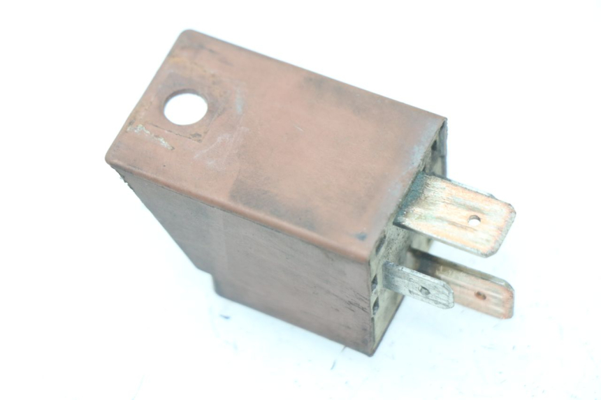 photo de STARTER RELAY PIAGGIO HEXAGON LX4 125 (1998 - 2001) - Zoom on usage condition
