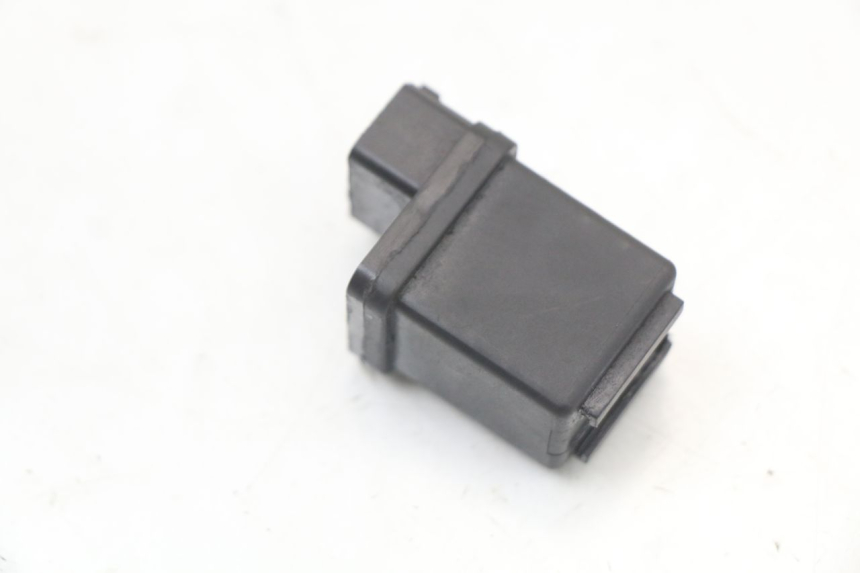 photo de STARTER RELAY PEUGEOT KISBEE 2T 50 (2018 - 2022) - Zoom on usage condition