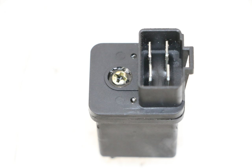 photo de STARTER RELAY PEUGEOT KISBEE 4T 50 (2018 - 2022) - Alternative perspective