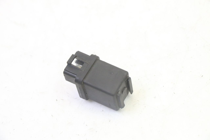 photo de STARTER RELAY PEUGEOT KISBEE 4T 50 (2018 - 2022) - Alternative perspective