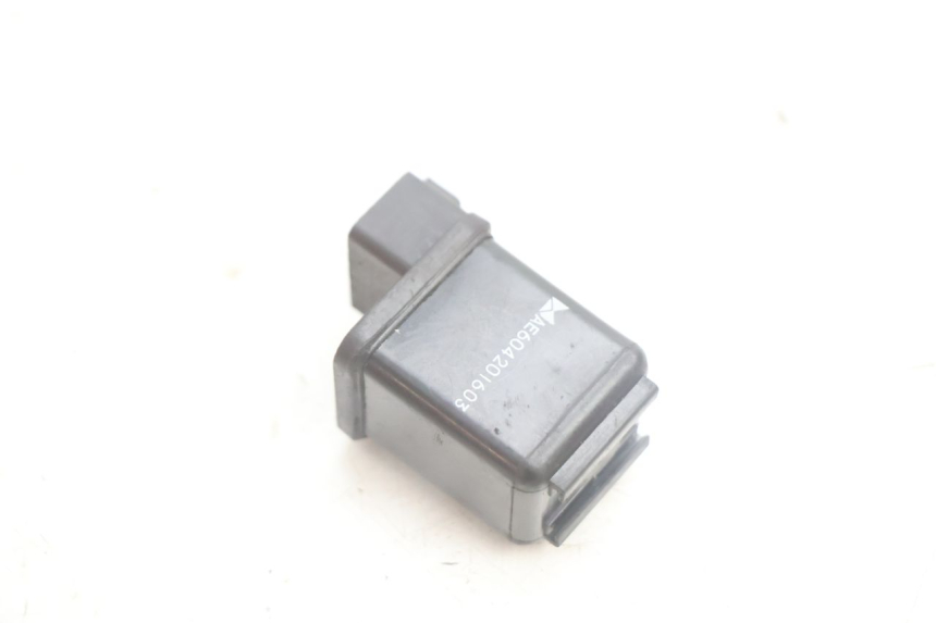 photo de STARTER RELAY PEUGEOT KISBEE 4T 50 (2010 - 2017) - Component detail