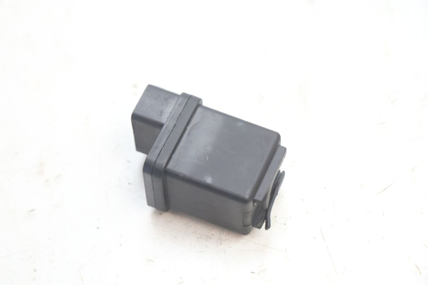 photo de STARTER RELAY PEUGEOT KISBEE 4T 50 (2018 - 2022) - Alternative perspective