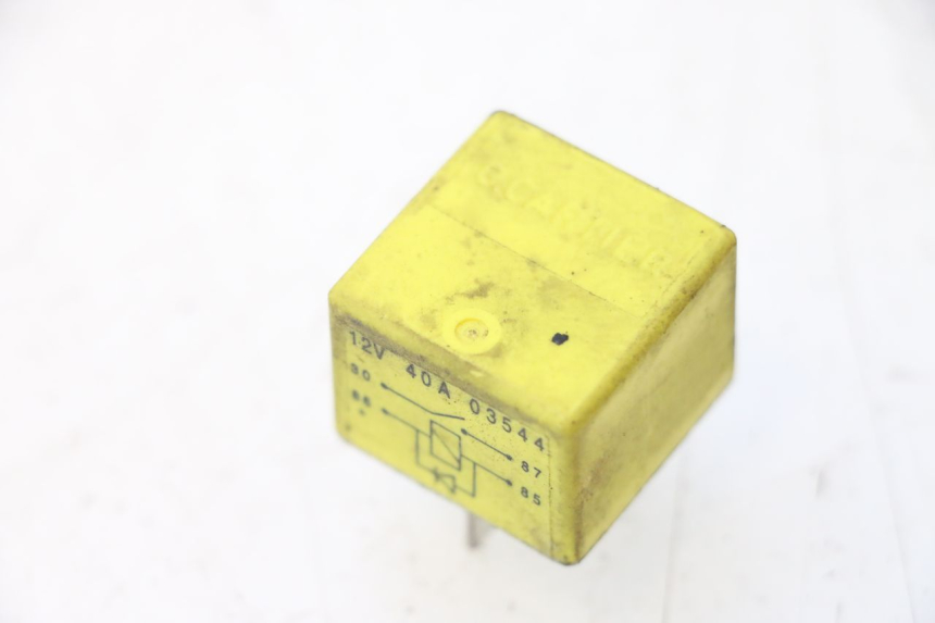 photo de STARTER RELAY PEUGEOT LUDIX 50 (2008 - 2017) - Component detail