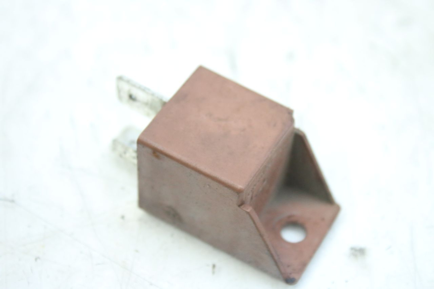 photo de STARTER RELAY PIAGGIO MP3 RL 250 (2006 - 2010) - Zoom on usage condition