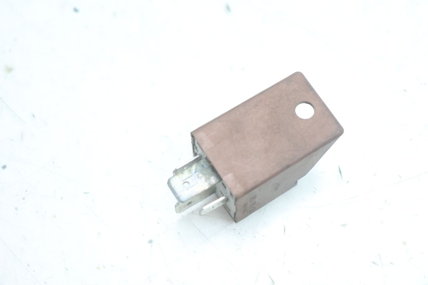 photo de STARTER RELAY PIAGGIO MP3 125 (2006 - 2014) - Alternative perspective