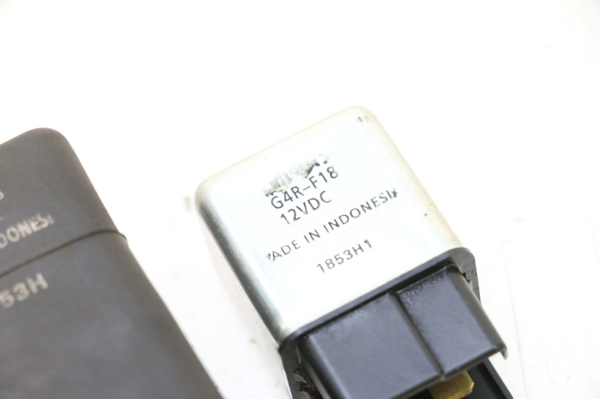 photo de STARTER RELAY YAMAHA NEOS NEO'S 4T 50 (2008 - 2016) - Component detail