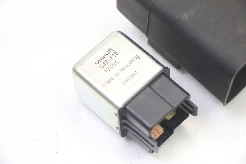 photo de STARTER RELAY MBK OVETTO 4T 50 (2008 - 2016) - Component detail