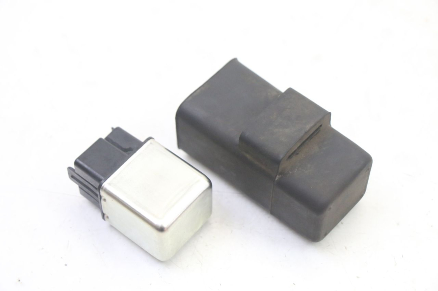 photo de STARTER RELAY MBK OVETTO 4T 50 (2008 - 2016) - Alternative perspective