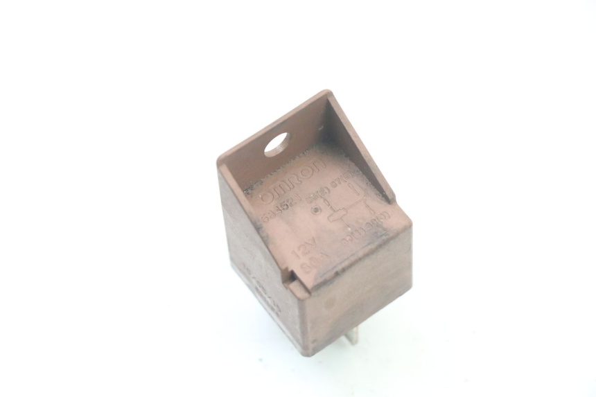 photo de STARTER RELAY PIAGGIO VESPA GRANTURISMO 125 (2003 - 2007) - Zoom on usage condition