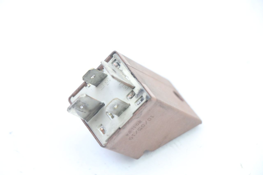 photo de STARTER RELAY PIAGGIO VESPA GRANTURISMO 125 (2003 - 2007) - Alternative perspective