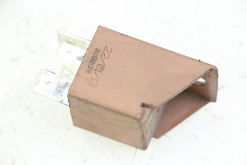 photo de STARTER RELAY PIAGGIO VESPA S 2T 50 (2007 - 2014) - Zoom on usage condition