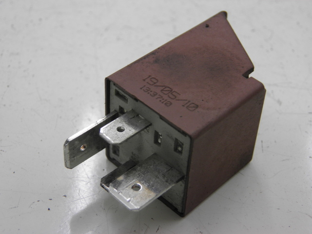 photo de STARTER RELAY PIAGGIO XEVO - X EVO 125 (2010 - 2015) - Main view