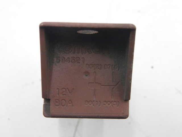 photo de STARTER RELAY PIAGGIO XEVO - X EVO 125 (2010 - 2015) - Component detail